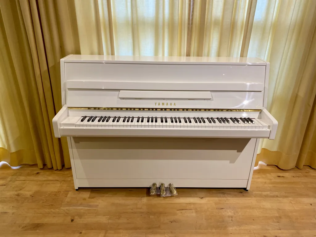 Yamaha B1 PWH